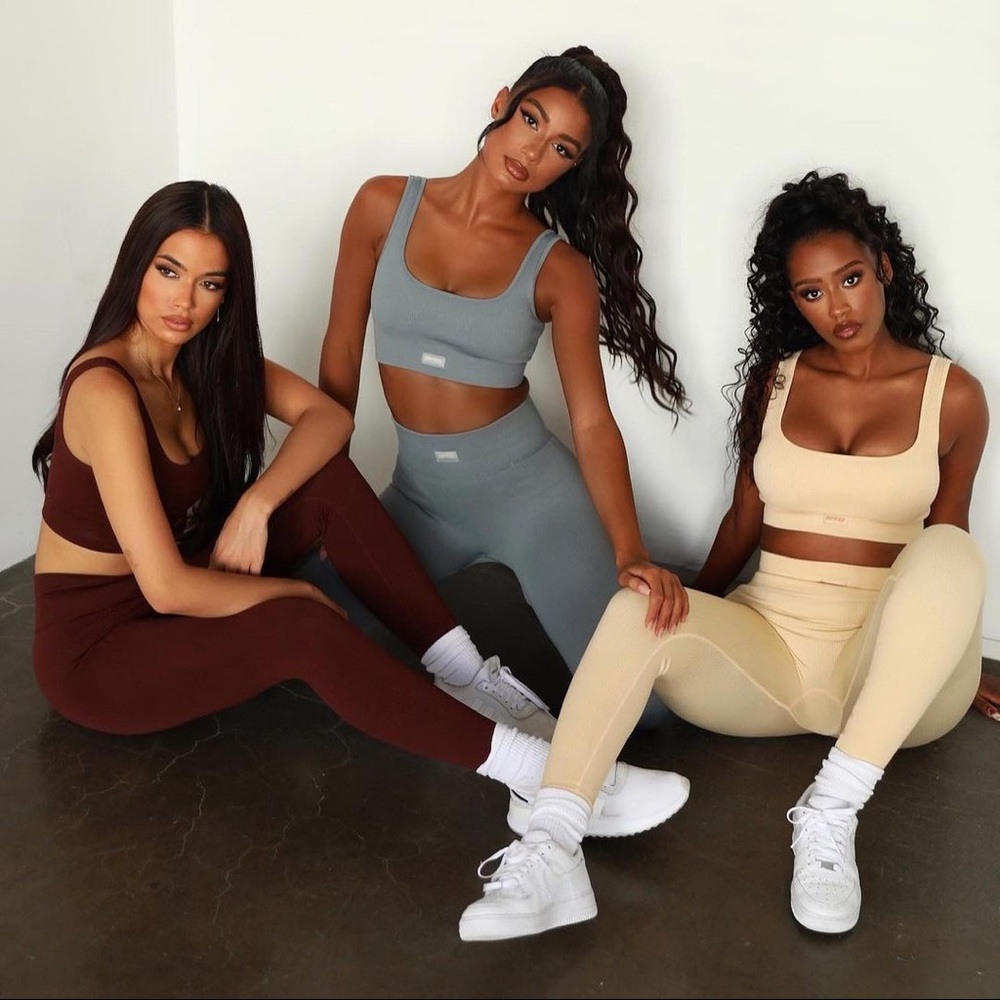 💕😍❤️MAKE AN OFFER! NWT OHPOLLY GREY BIO JOGGERS😍💕 - Picture 3 of 3